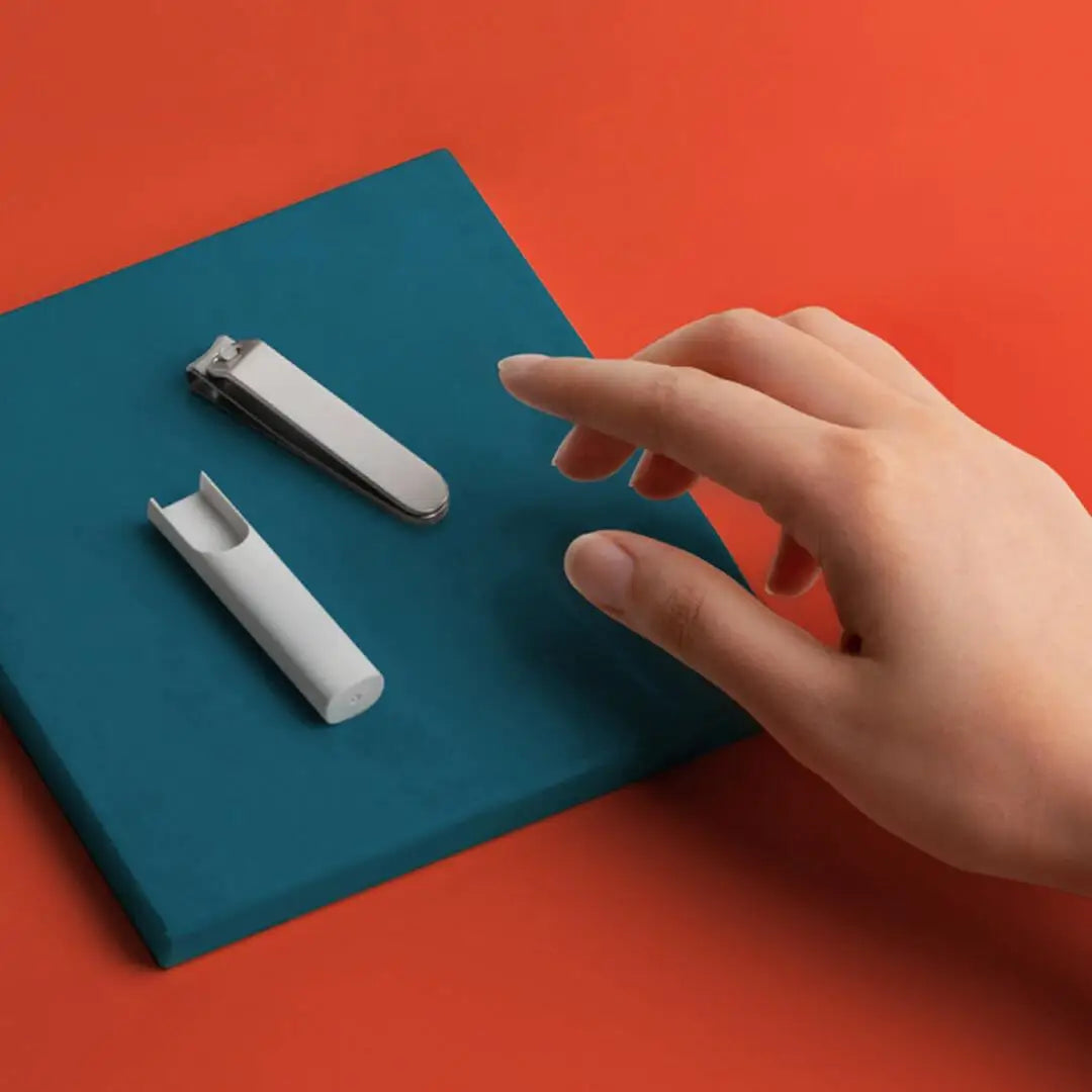 XIAOMI Mijia 防滴爪切り 420ステンレススチール 鋭利で耐久性のあるポータブルペディキュアトリマー 爪やすり 収納シェル付き